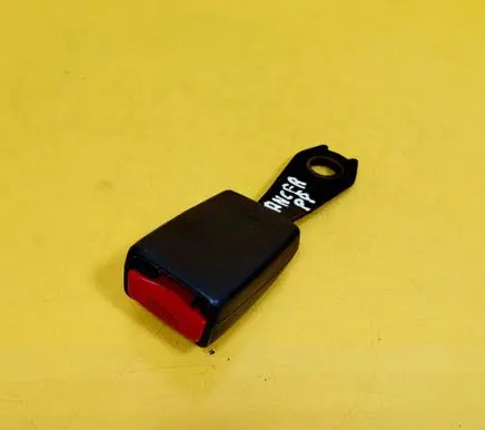 Mitsubishi Lancer Front seatbelt buckle 