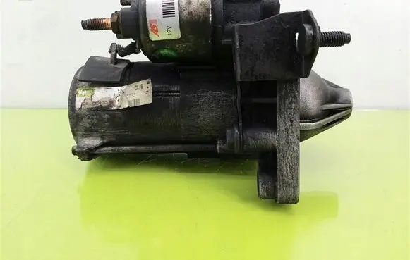 Peugeot 307 Starter motor SS3025