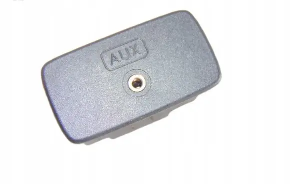 Subaru Forester SH AUX in-socket connector 