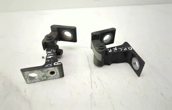 Audi A4 Allroad B8 Rear door hinge set 8KO831402