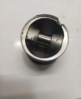 Suzuki SX4 S-Cross Piston 0792A