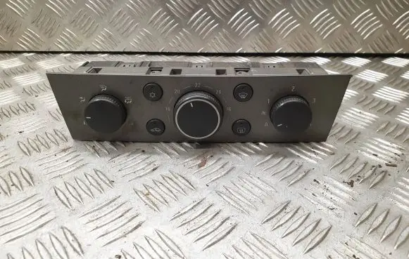 Opel Signum Climate control unit 74670704