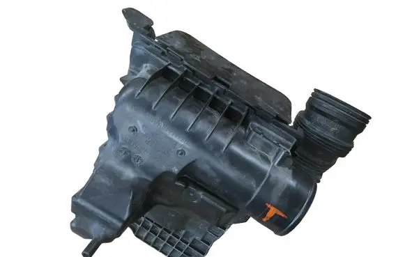 Renault Talisman Air filter box H8201421455 1113101S03
