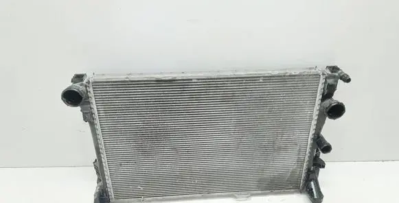 Mercedes-Benz E W212 Coolant radiator A0995002703