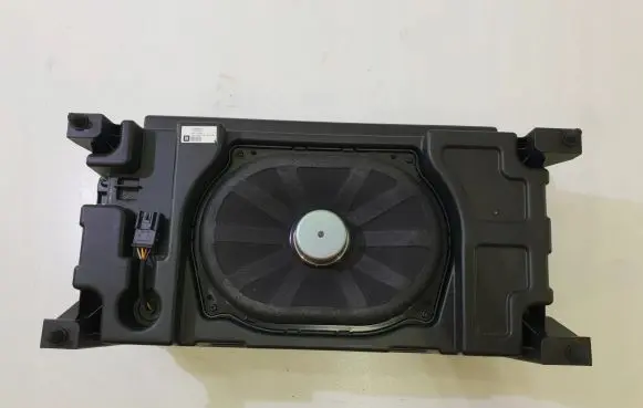 Opel Adam Subwoofer speaker 13360318