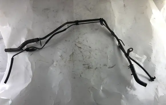 KIA Sorento Engine coolant pipe/hose