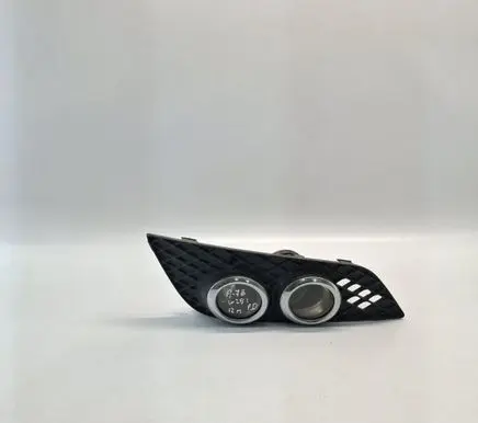Mercedes-Benz R W251 Front fog light A2518854623 A2128200456