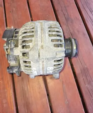 Volkswagen PASSAT B5 Generator/alternator