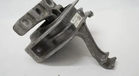 Volkswagen Golf VII Engine mount vacuum valve 5Q0199262BD