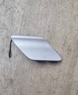 Mercedes-Benz A W176 Front tow hook cap/cover A1768851022