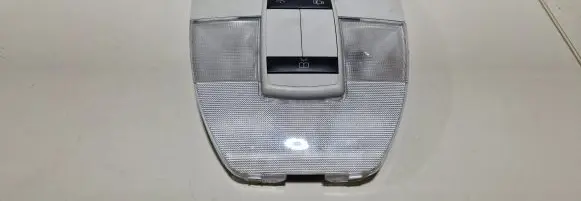Mercedes-Benz B W245 Front seat light 159839