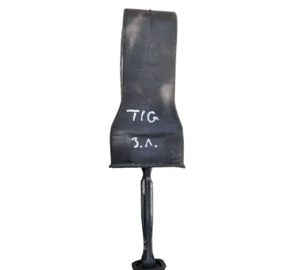 Volkswagen Tiguan Rear door check strap stopper 5N0639267