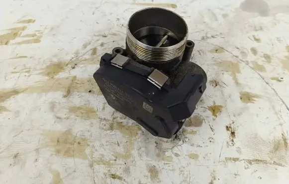 BMW X5 E70 Throttle valve 7555944 A2C53374893 1992509230
