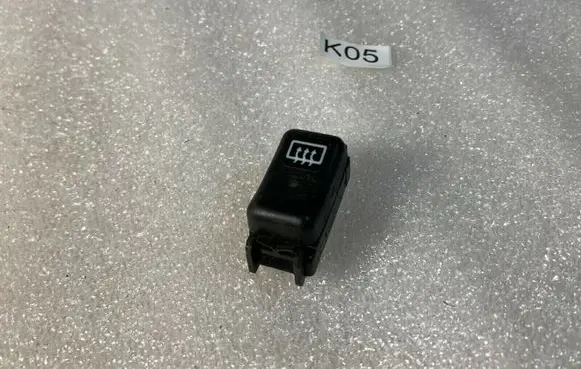 Mercedes-Benz S W140 Windscreen/window heater switch A1408205110