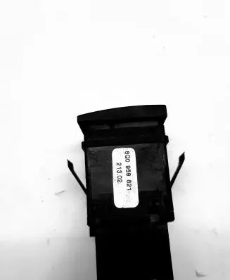 Volkswagen Polo Windscreen/window heater switch 6Q0959621