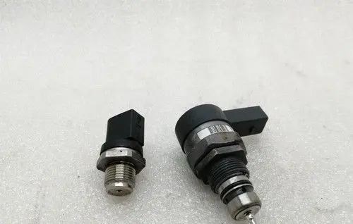 Mercedes-Benz S W222 Fuel pressure sensor A6420703395