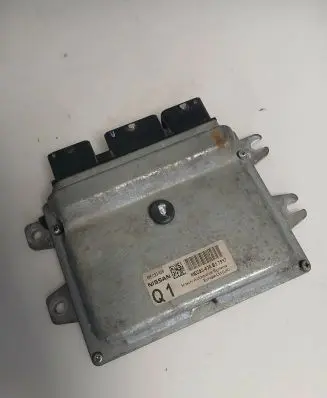 Nissan Qashqai+2 Engine control unit/module MEC93620