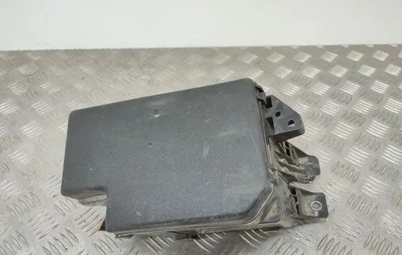 Toyota RAV 4 (XA30) Fuse module