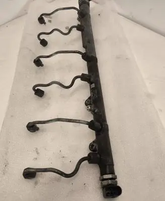BMW 5 E60 E61 Fuel main line pipe 7795514 007467 0445216015