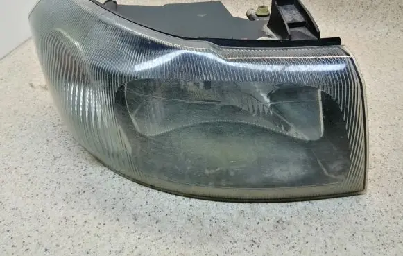 Ford Transit Headlight/headlamp