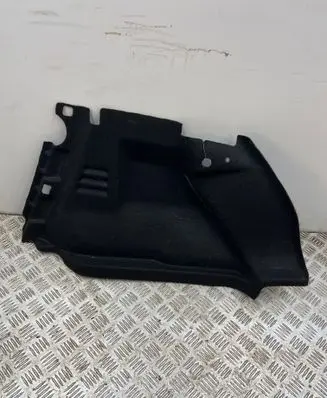 Trunk/boot lower side trim panel