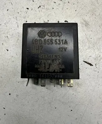 Volkswagen PASSAT B5.5 Other relay 4B0955531A 72WA401 377