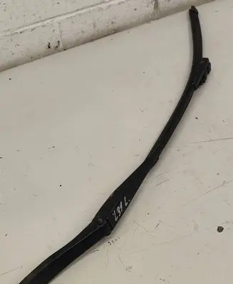 Opel Astra H Front wiper blade arm 13111219