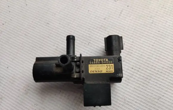 Toyota Camry Turbo solenoid valve 258600H020