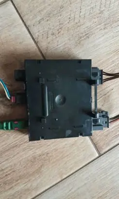 Mercedes-Benz E W211 Keyless (KESSY) go control unit/module A2118203885 05051505