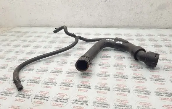 Audi A6 S6 C5 4B Engine coolant pipe/hose 4B0121101D