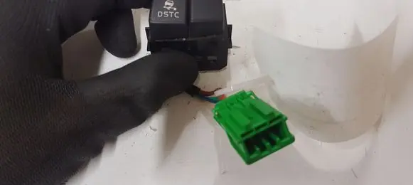 ESP (stability program) switch
