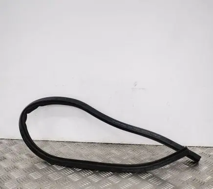 Audi TT TTS RS Mk3 8S Other engine bay part 8V0823723