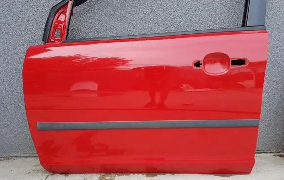 Ford Focus Front door