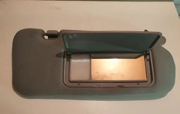 KIA Sorento Sun visor