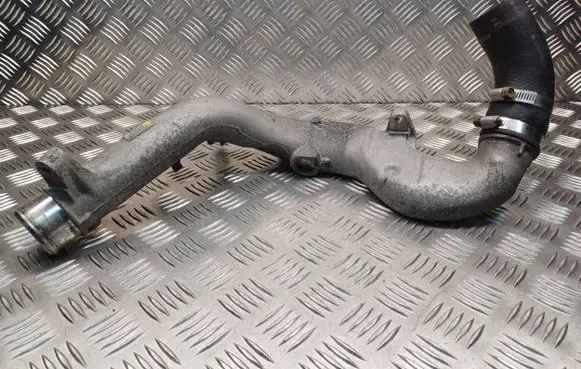 Mazda 3 I Intercooler hose/pipe