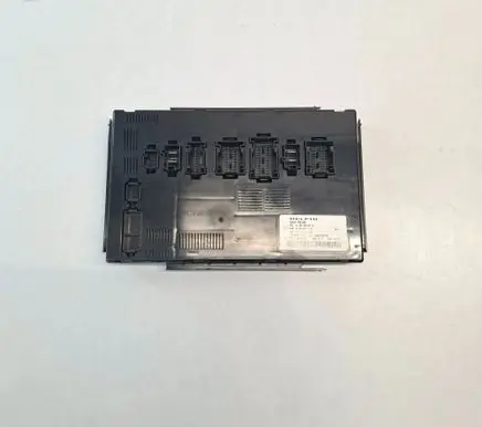 Mercedes-Benz R W251 Fuse module A1644422700 A1645409562