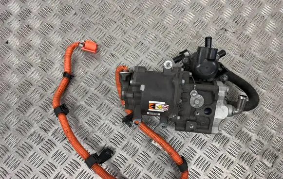 Toyota Mirai II Fuel injection high pressure pump HE0200B0