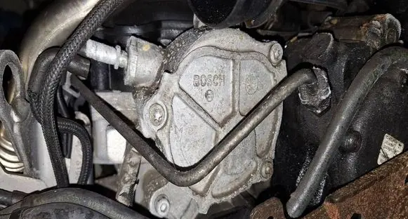 Citroen C5 Vacuum pump D1651C2