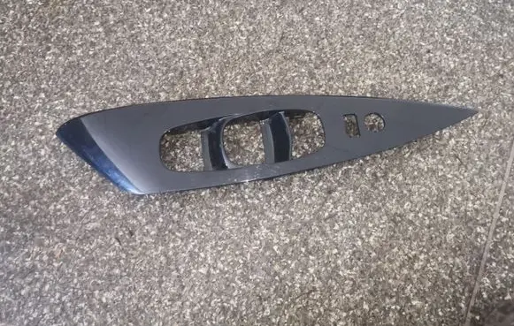Nissan Leaf I (ZE0) Front door window switch trim 809613ND0A