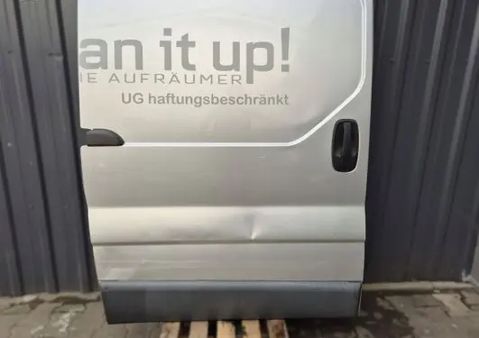 Renault Trafic II (X83) Front door CMG64