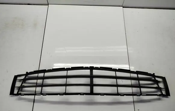 Renault Modus Front bumper lower grill 8200259259R
