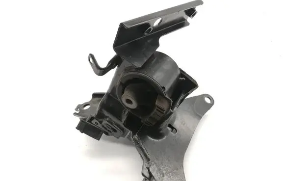 Toyota Yaris Gearbox mount