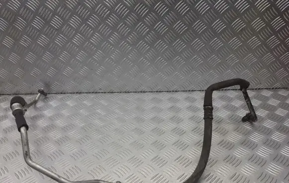 Mazda 5 Air conditioning (A/C) pipe/hose