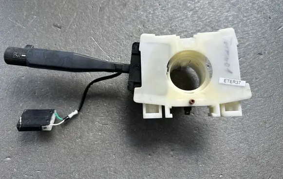 Nissan Terrano Other switches/knobs/shifts 25540D4500