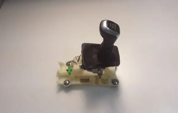Volvo V40 Gear shifter/selector 31367579