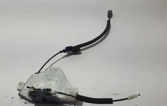 Renault Arkana Front door lock 805031423R