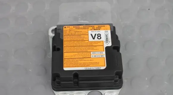Nissan Juke I F15 Airbag control unit/module BV80B