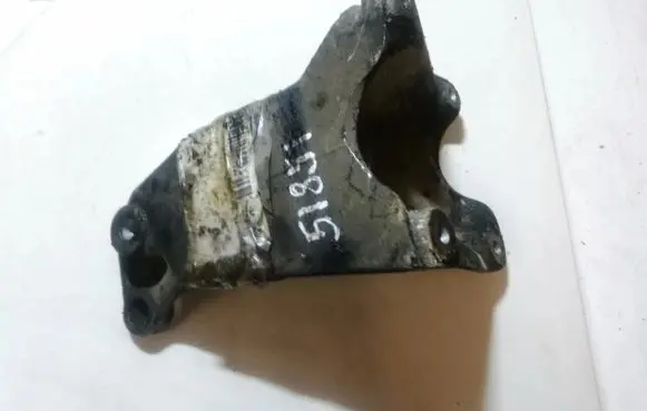 Volkswagen Golf III Engine mounting bracket 1h0199354a