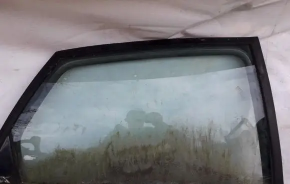 Citroen C5 Rear door window glass