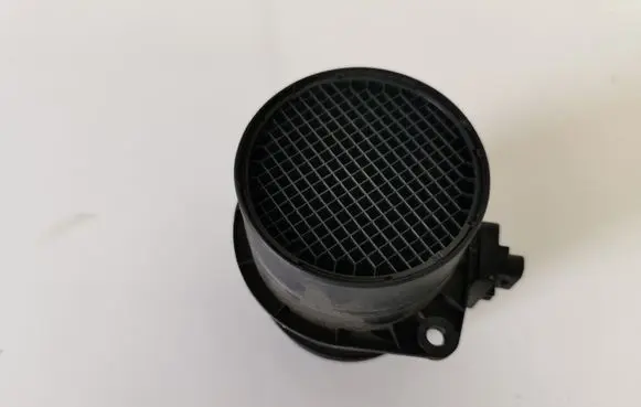 Volkswagen PASSAT B8 Mass air flow meter 03L906461A